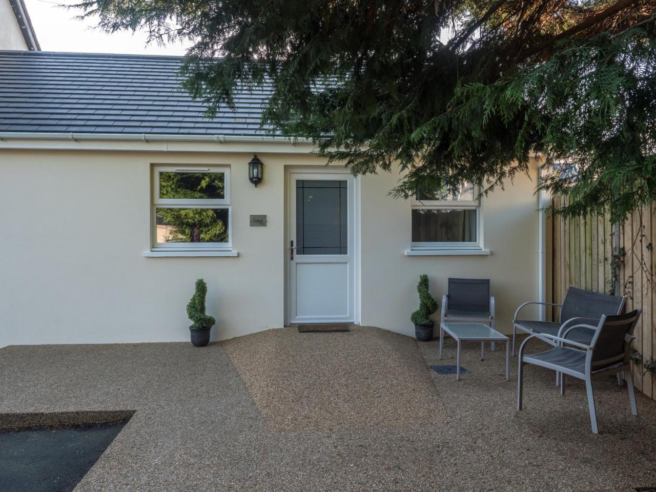 Teifi Netpool Hotel Pembroke Exterior foto